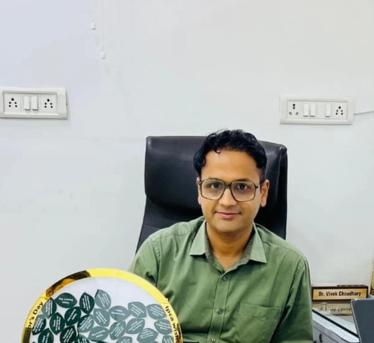 Dr. Vivek Choudhary